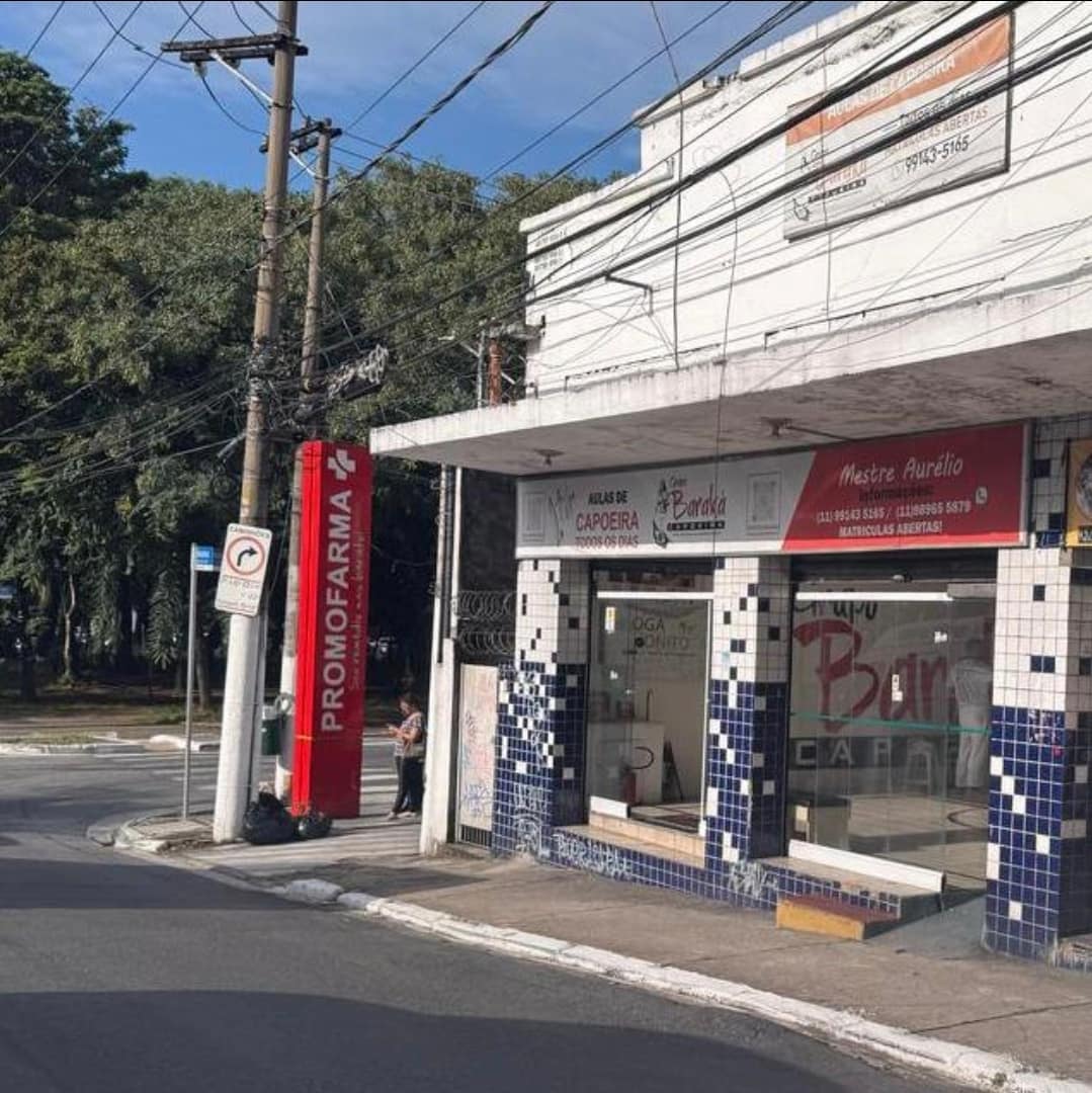 Fachada da sede do Grupo Baraká Capoeira na Rua Voluntários da Pátria, 4583, Mandaqui